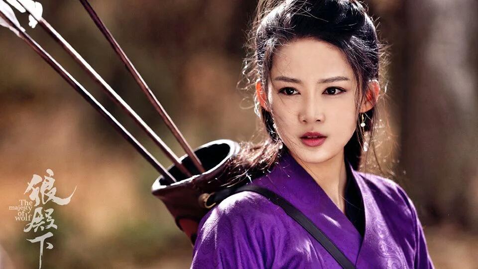 温柔的女教师剧照3